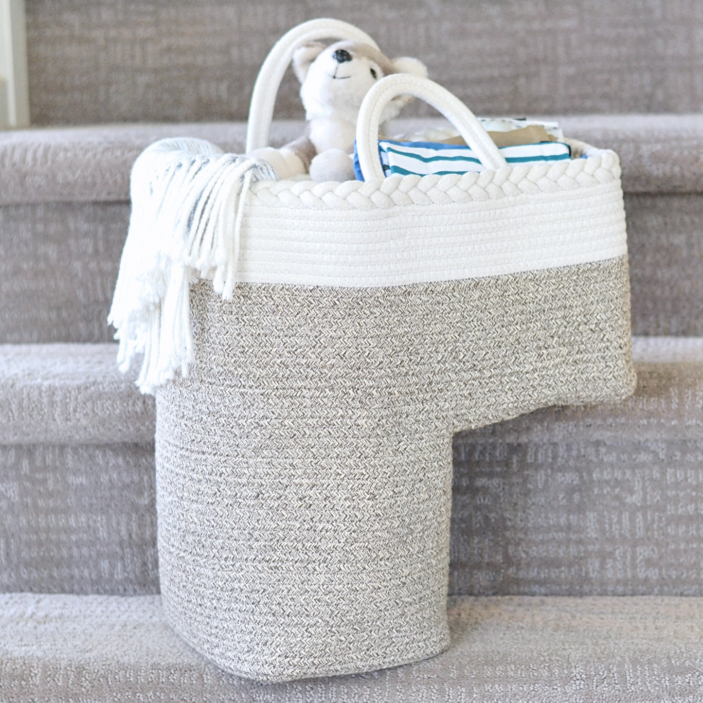 NEObirdie Rope Stair Basket for Carpeted and Wooden Stairs